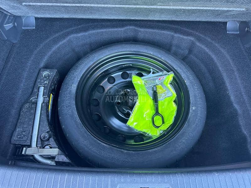 Volkswagen Golf 7 1.2 T.S.I/PANO