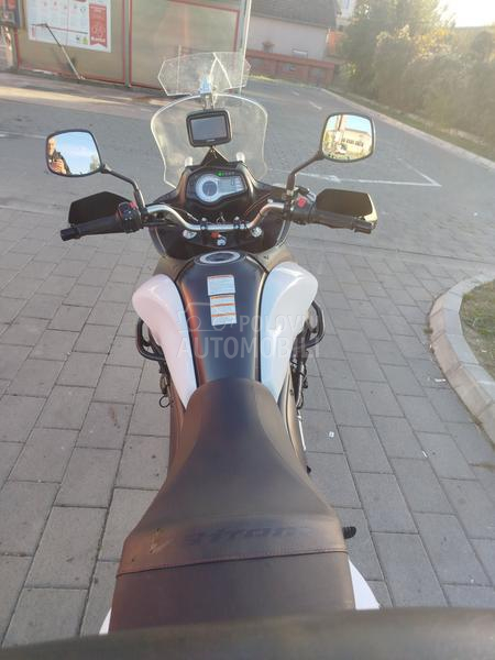 Suzuki V strom