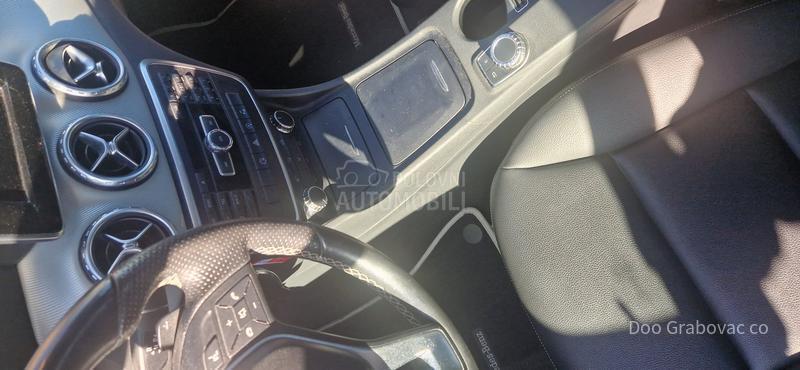 Mercedes Benz GLA 200 sport