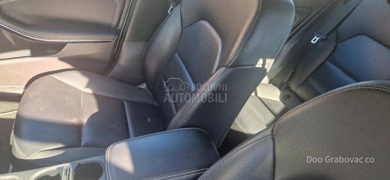 Mercedes Benz GLA 200 sport