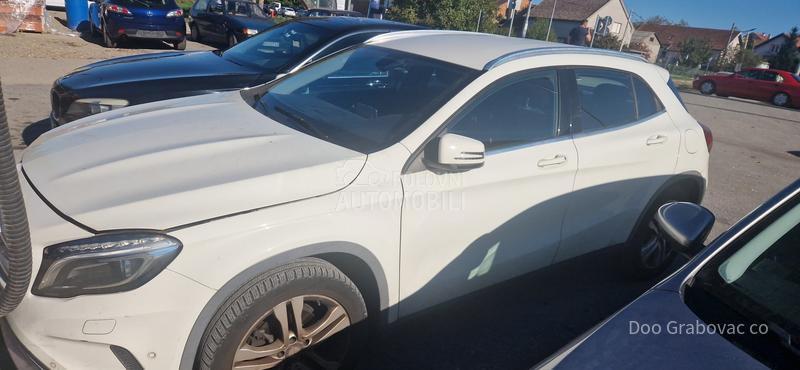 Mercedes Benz GLA 200 sport