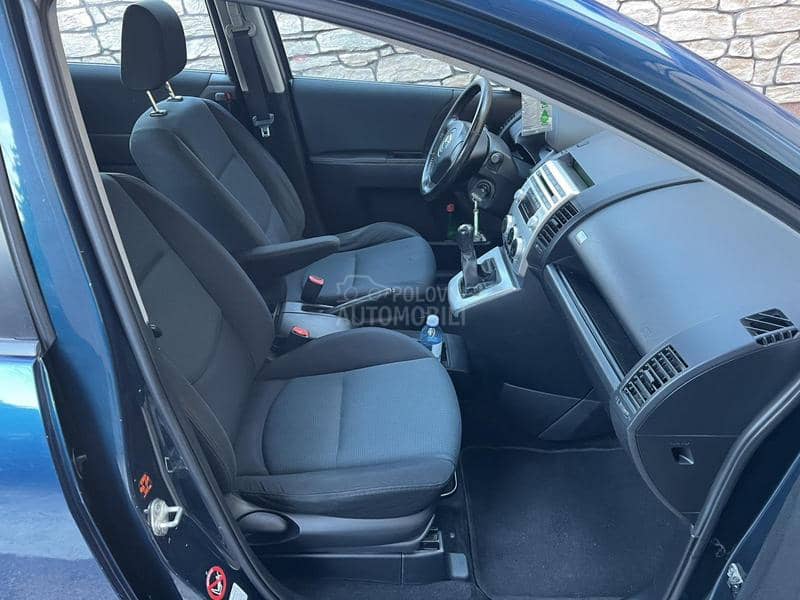Mazda 5 