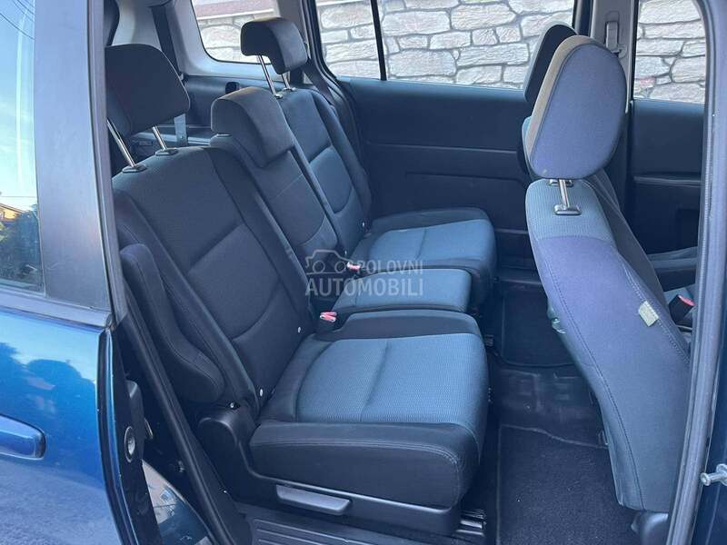 Mazda 5 