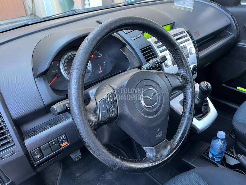 Mazda 5 
