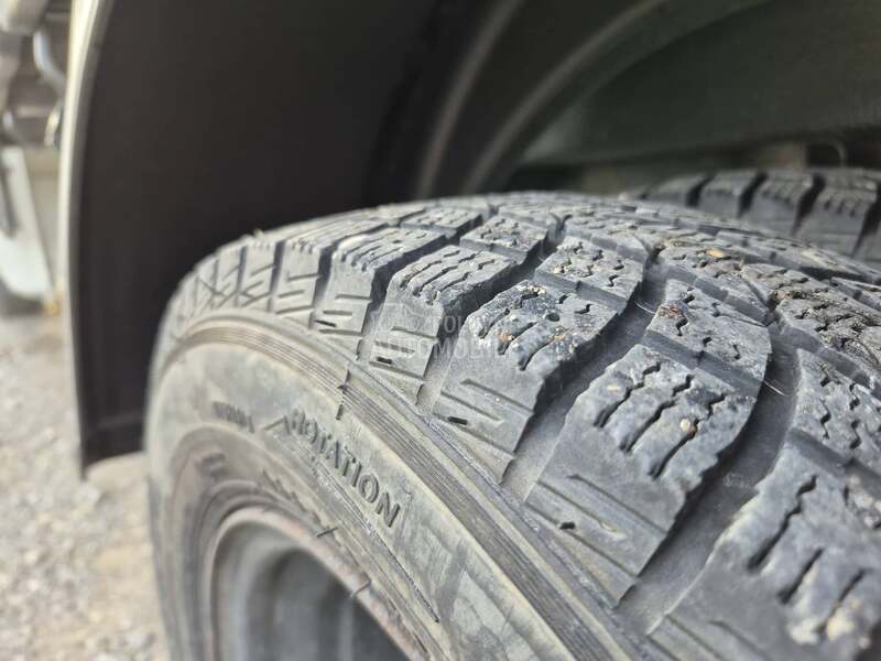 Hyundai H-1 2.5 DCI PUTAR