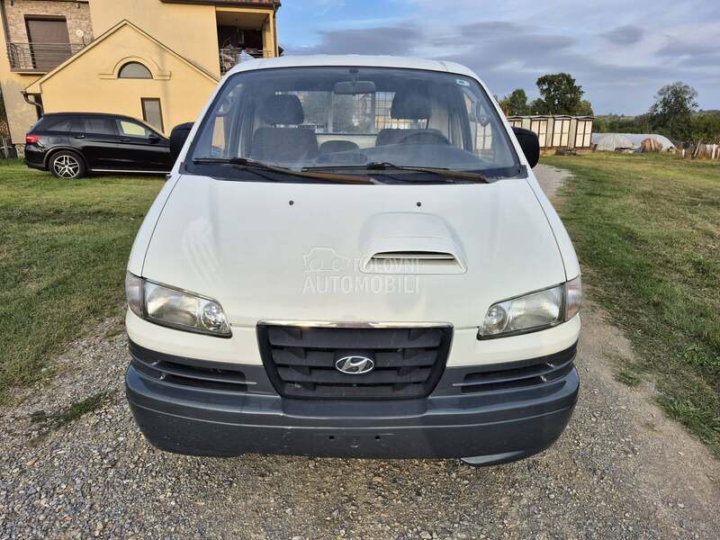 Hyundai H-1 2.5 DCI PUTAR