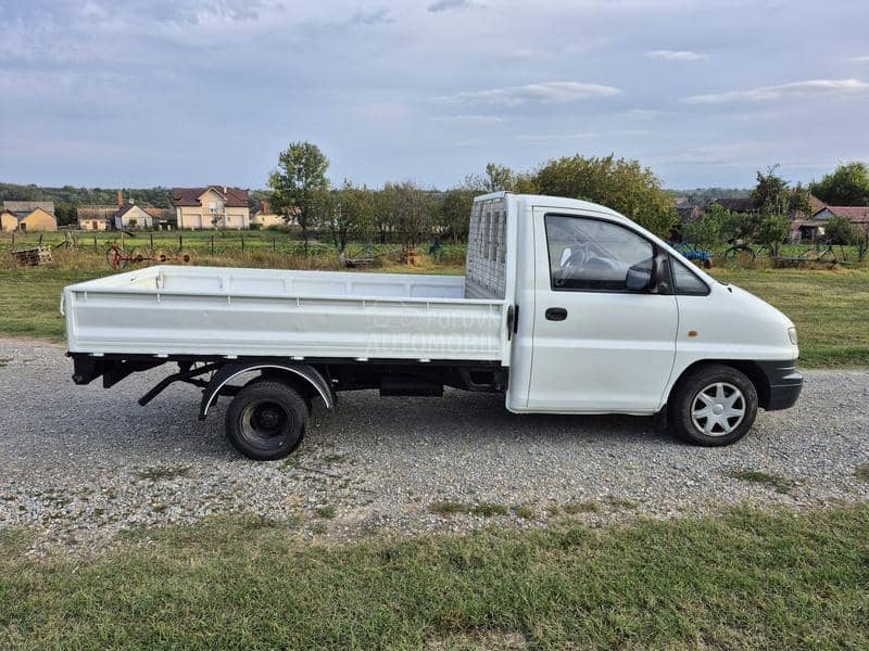Hyundai H-1 2.5 DCI PUTAR