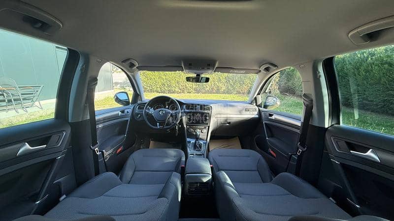 Volkswagen Golf 7 /NOV//LED/NAV/