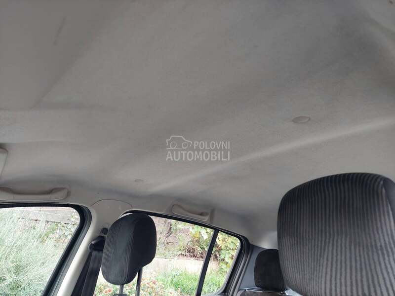 Dacia Sandero 1.6MPI  CH