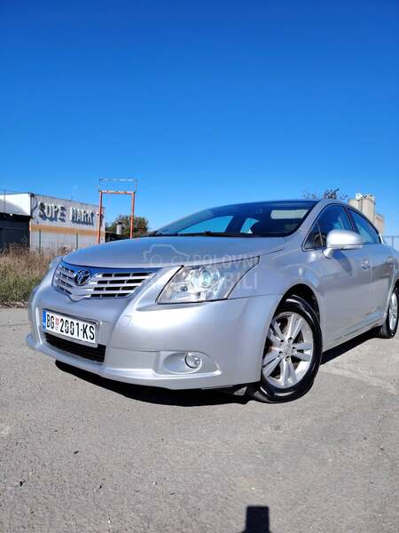 Toyota Avensis 2.0 D4D LUNA