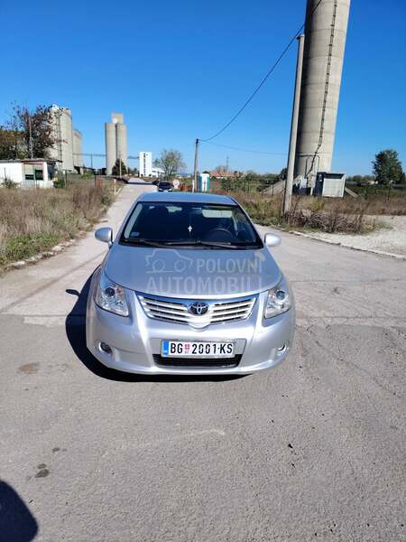 Toyota Avensis 2.0 D4D LUNA
