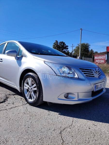 Toyota Avensis 2.0 D4D LUNA