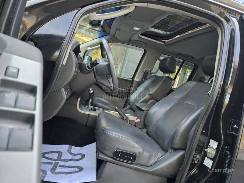 Nissan Navara 2.5  LIMITED EDITION