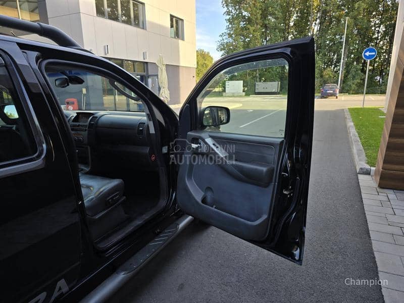 Nissan Navara 2.5  LIMITED EDITION