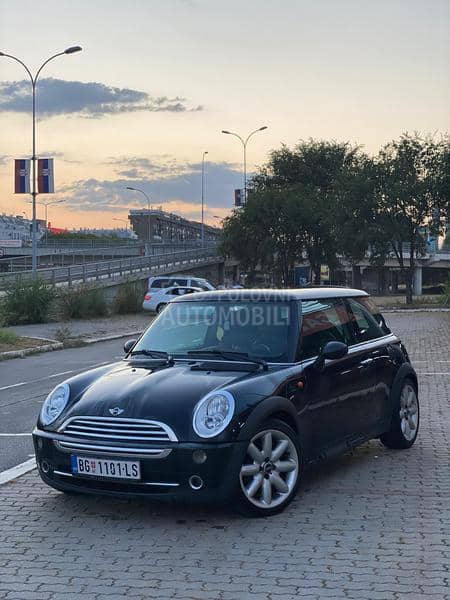 MINI One 