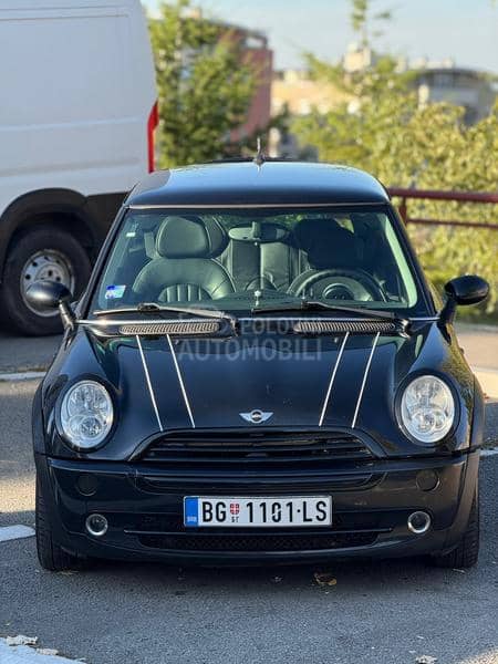 MINI One 