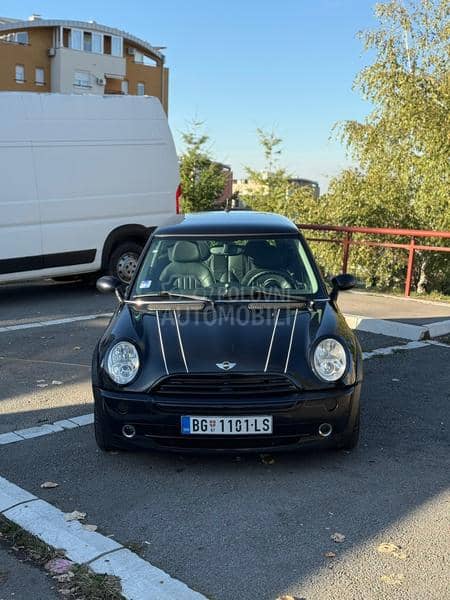MINI One 