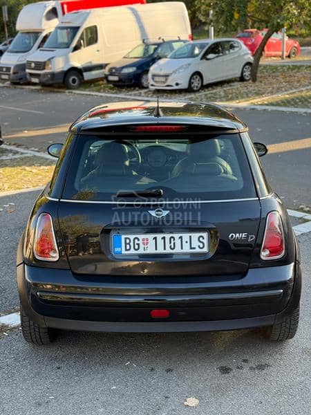 MINI One 