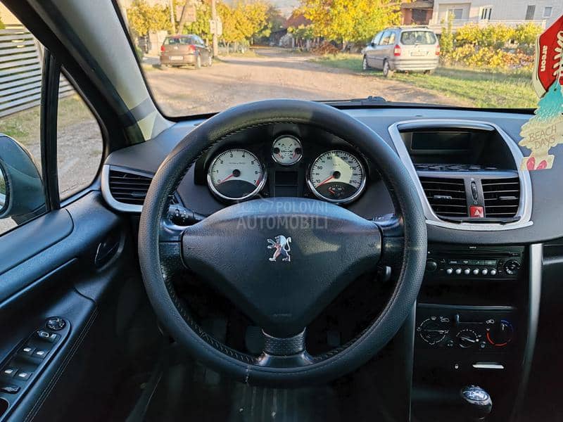 Peugeot 207 SW OUTDOOR Peugeot 207 SW OUTDOOR