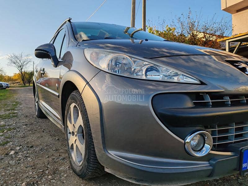 Peugeot 207 SW OUTDOOR Peugeot 207 SW OUTDOOR
