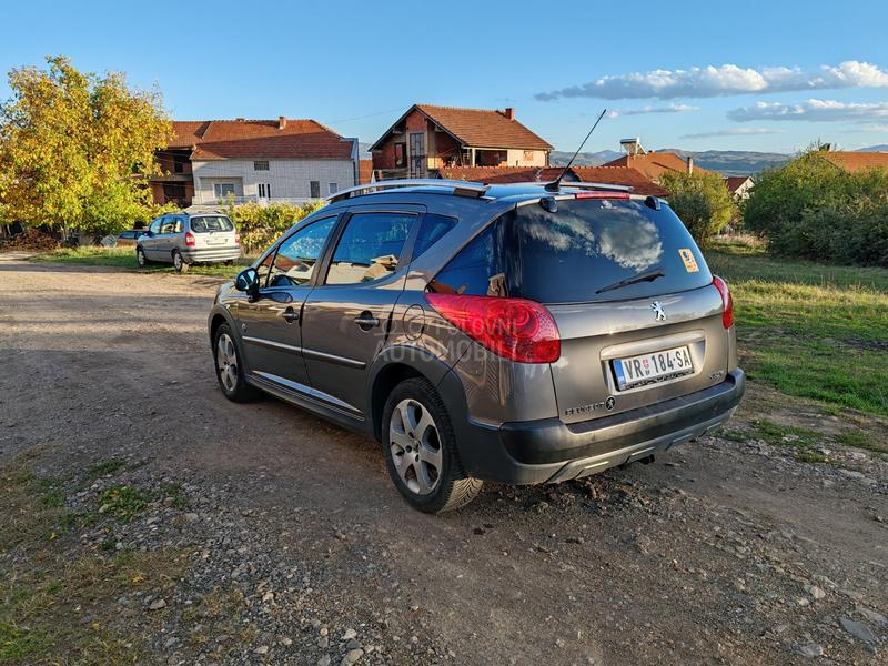 Peugeot 207 SW OUTDOOR Peugeot 207 SW OUTDOOR