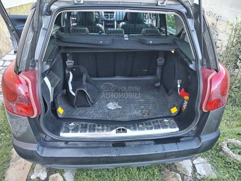 Peugeot 207 SW OUTDOOR