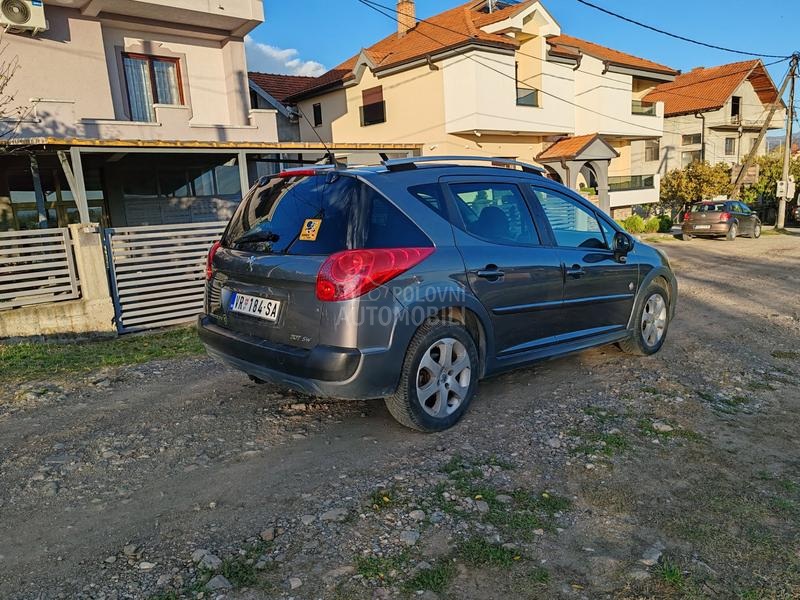 Peugeot 207 SW OUTDOOR Peugeot 207 SW OUTDOOR