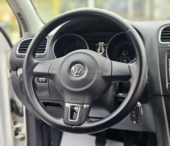 Volkswagen Golf 6 1.6TDI /T.O.P/