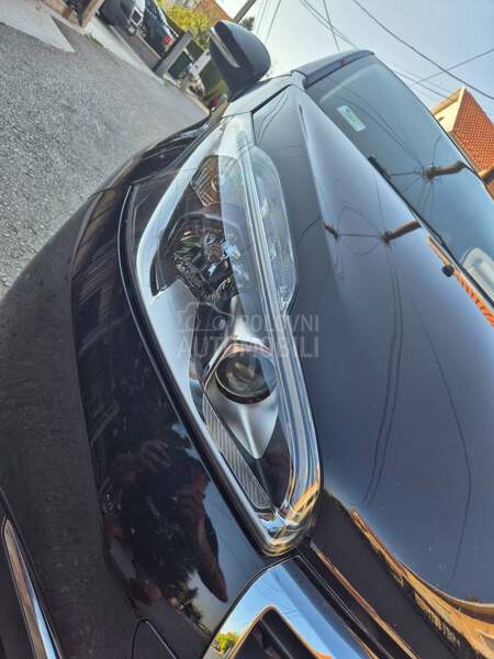 Peugeot 208 1.5 HDi Nav