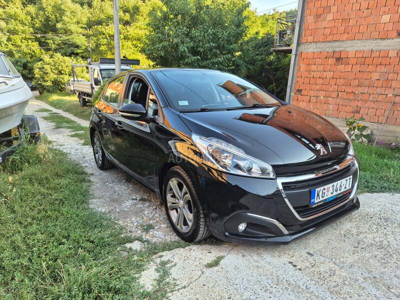Peugeot 208 1.5 HDi Nav