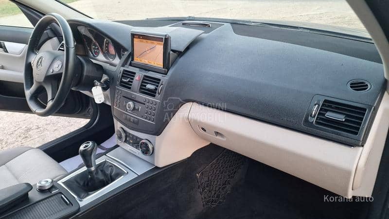 Mercedes Benz C 220 AVANTGARDE