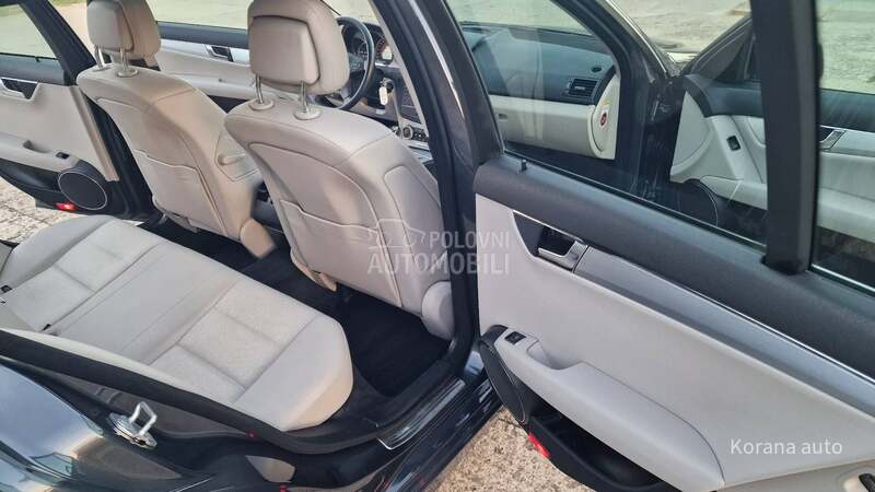 Mercedes Benz C 220 AVANTGARDE