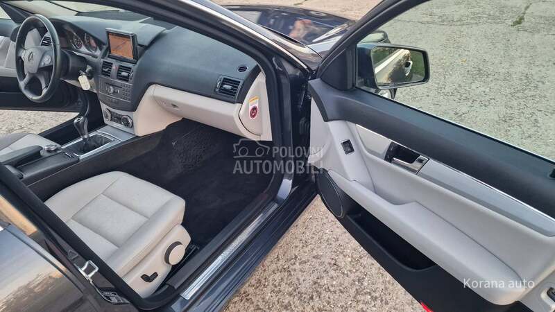 Mercedes Benz C 220 AVANTGARDE