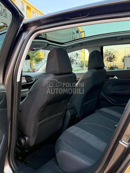 Peugeot 308 1.5bluehdi N O V