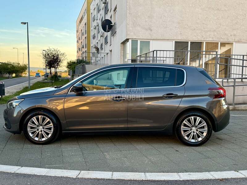 Peugeot 308 1.5bluehdi N O V