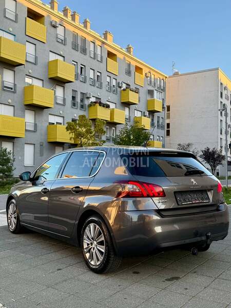 Peugeot 308 1.5bluehdi N O V