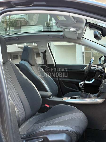 Peugeot 308 1.5bluehdi N O V