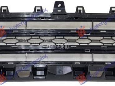 CENTRALNA RESETKA SJAJ-CRNA za BMW X1 za 2022. god.
