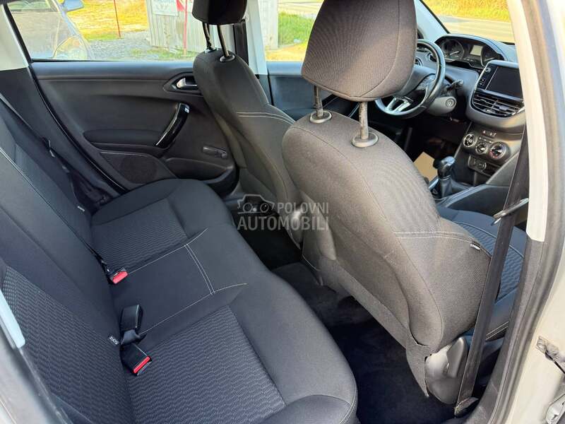 Peugeot 208 1.6 HDI Active