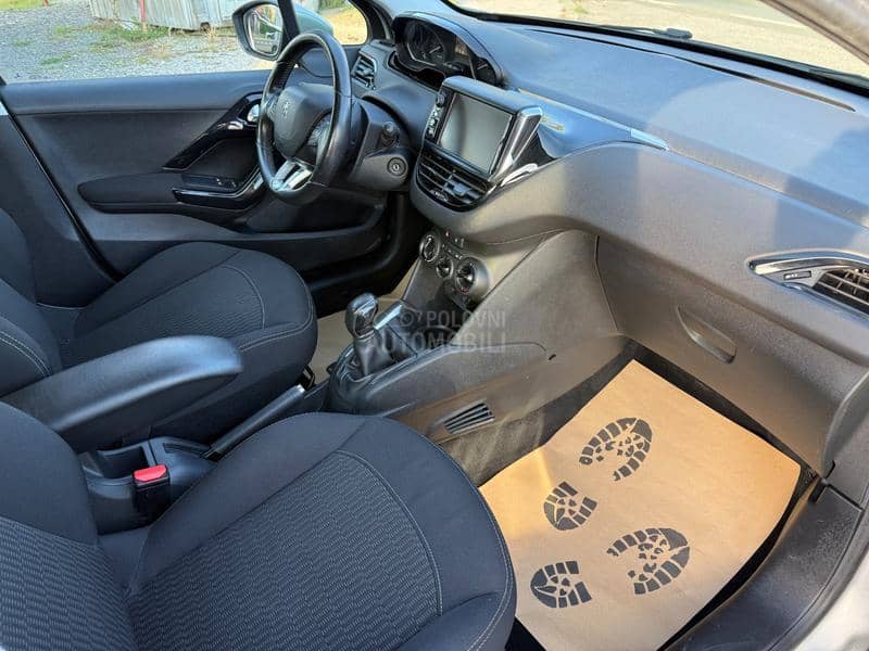 Peugeot 208 1.6 HDI Active