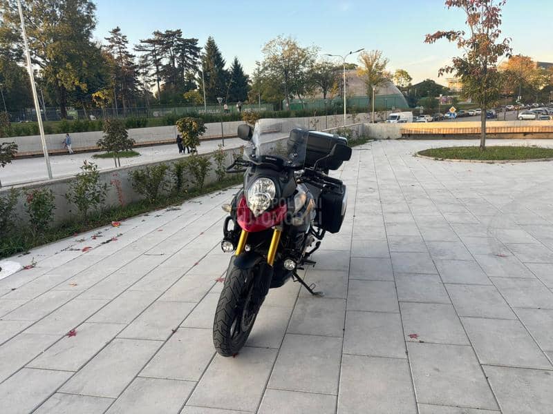 Suzuki V Strom