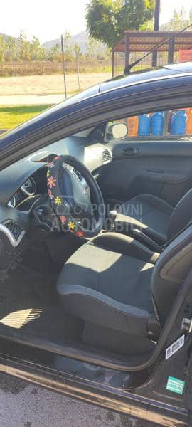 Peugeot 206 plus 