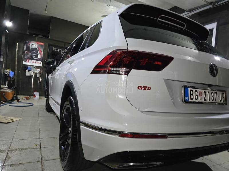 Volkswagen Tiguan 2.0 240k.Z.A.M.E.N.A