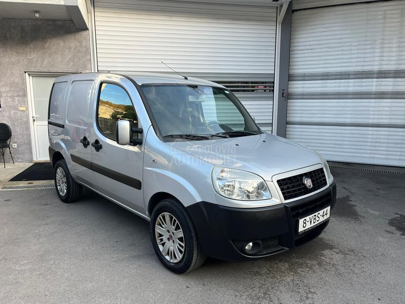 Fiat Doblo SALON STANJE