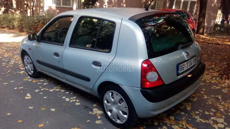 Renault Clio I.Z.V.A.N.R.E.D.A.N.
