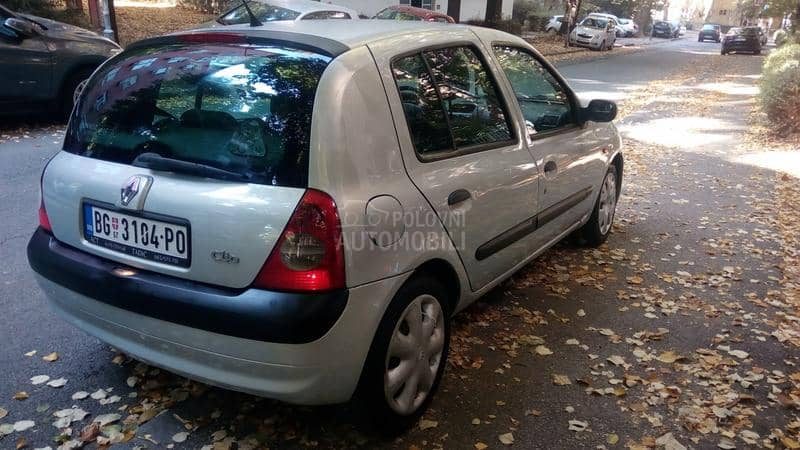 Renault Clio I.Z.V.A.N.R.E.D.A.N.