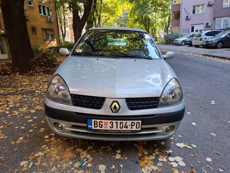 Renault Clio I.Z.V.A.N.R.E.D.A.N.