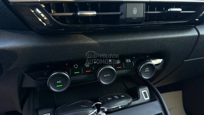 Citroen C4 SHINE/VIRT/LED/NAV