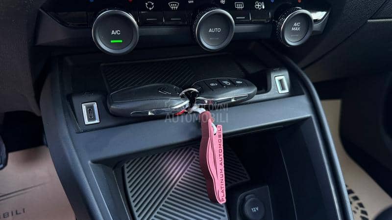 Citroen C4 SHINE/VIRT/LED/NAV