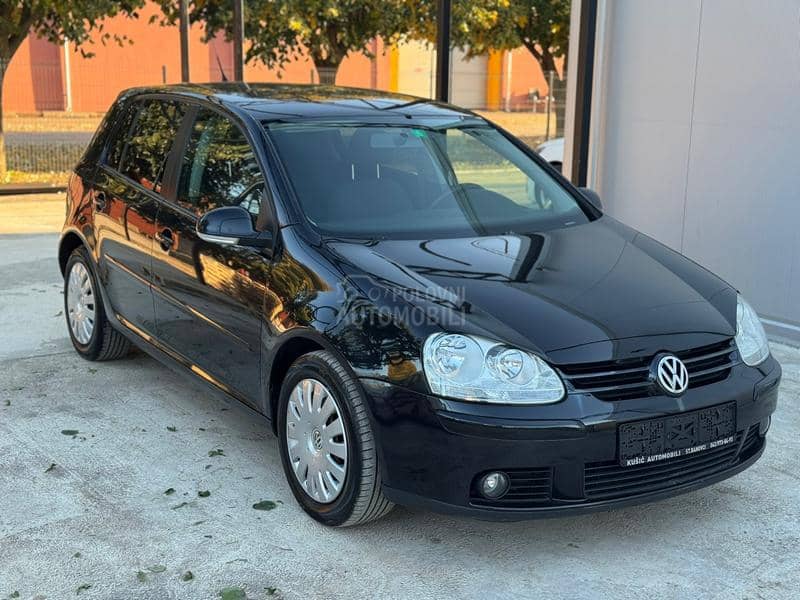 Volkswagen Golf 5  Volkswagen Golf 5